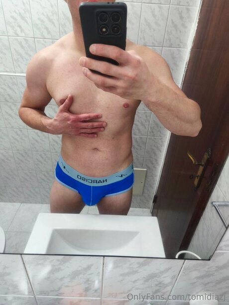 Tomidiazj star sexy photos