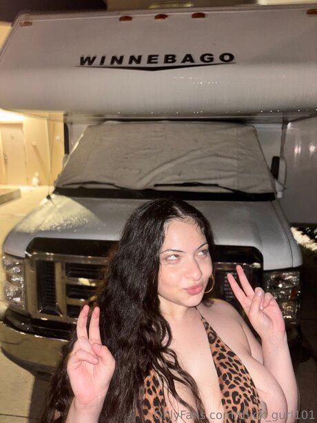 Thick Gurl101 xxx model pics