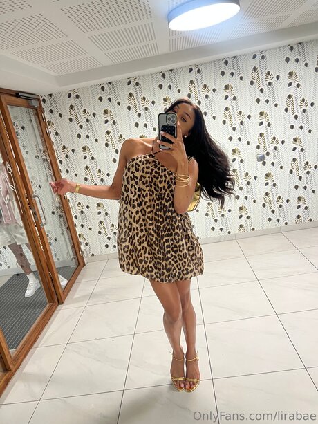 Lirabae hot pornstar gallery