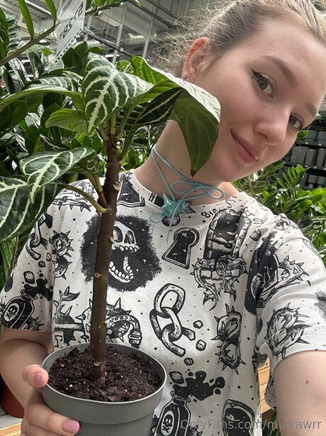 Murrawrr high quality actress photos