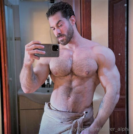 Oliver Alpha xxx model pics