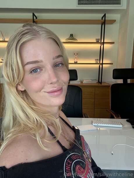 Sillywithceline model beautiful picture