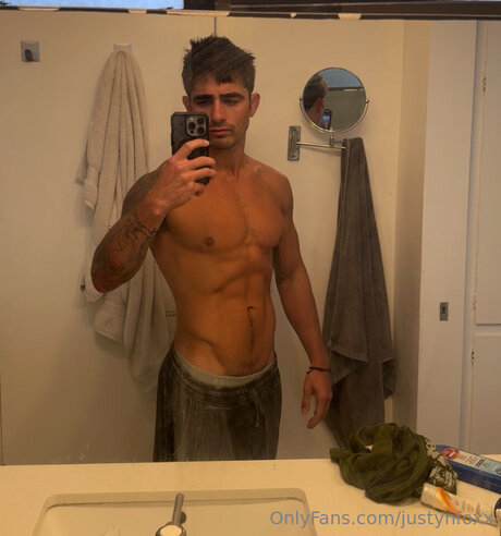 Justynfoxx exclusive pornstar picture