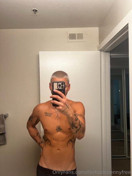 Darksidebennyfree star exclusive img