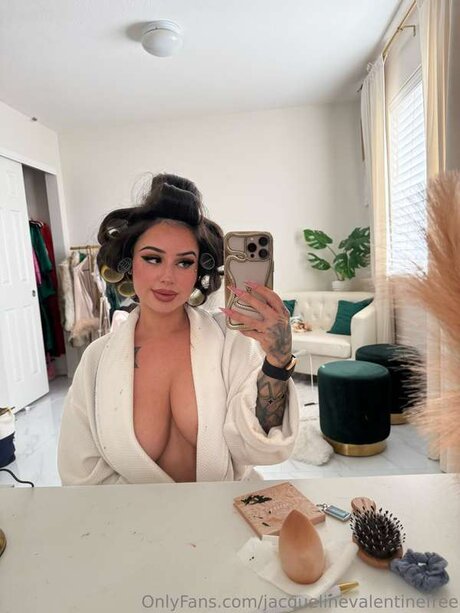 Jacquelinevalentinefree adult model img
