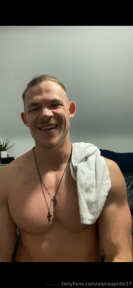 Alphaapollo37 free model photos
