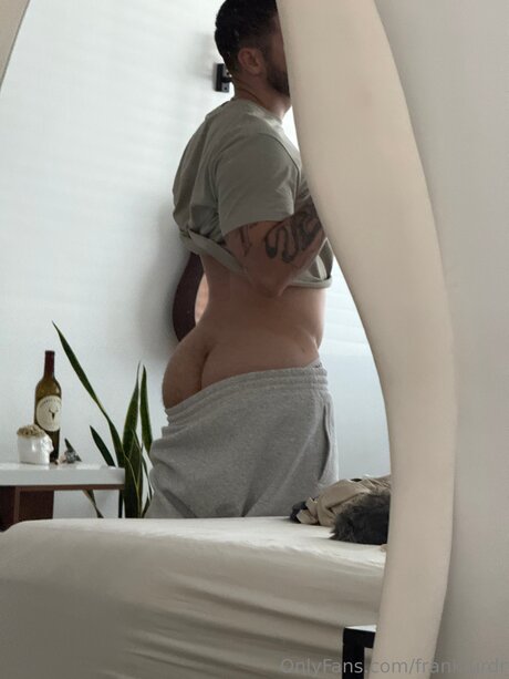 Frankfurdr pornstar nudes pictures