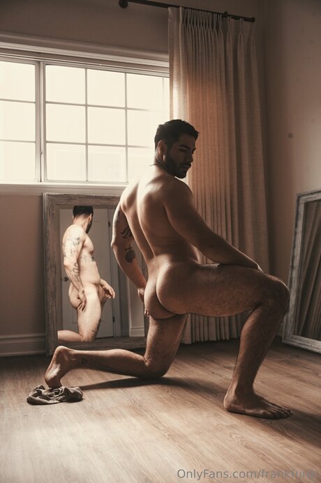 Frankfurdr nude model galleries