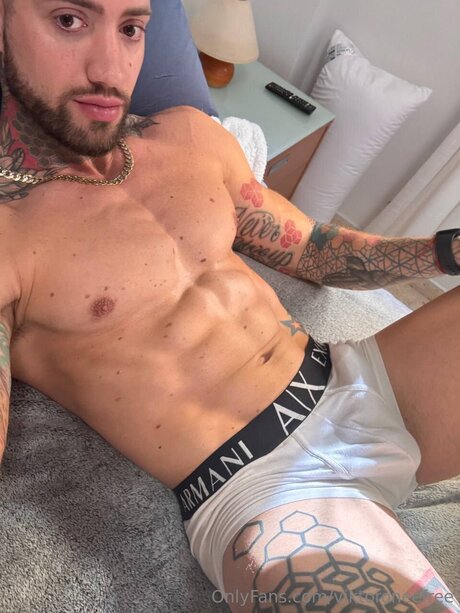 Viktoroneefree pornographic actress archive