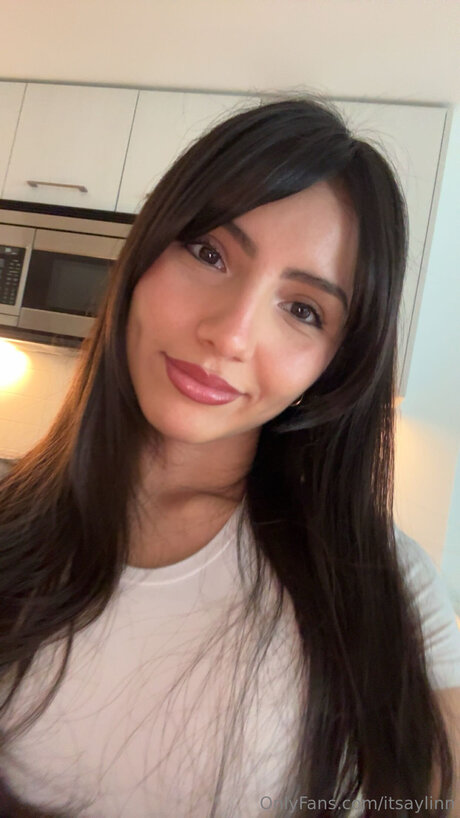 Itsaylinn model high quality pic