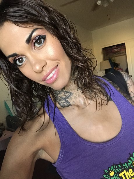 Aili Xposed star sex image