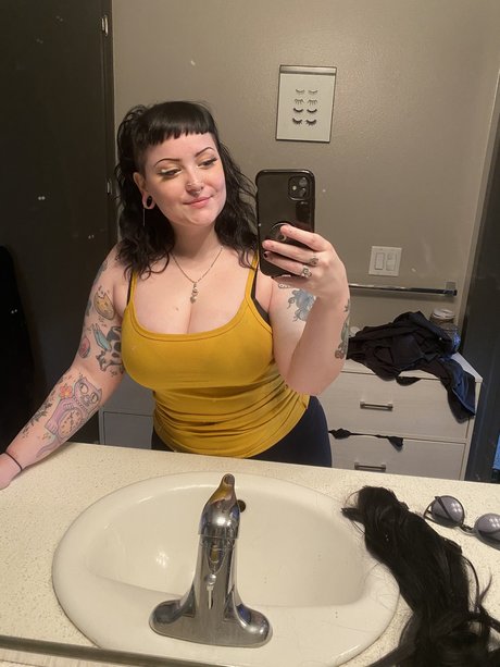 Bunnyrosexx erotic model images