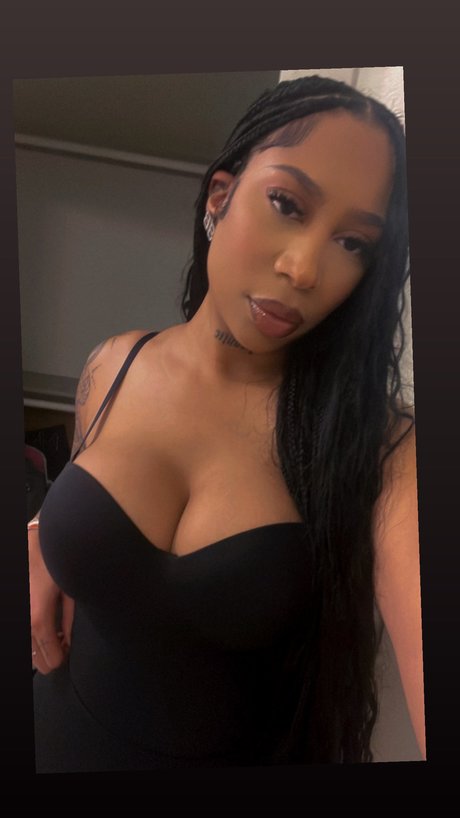 Aritheamazon Ari T exclusive pornstar gallery