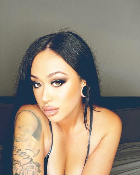 Shawnee_ art pornstar galleries