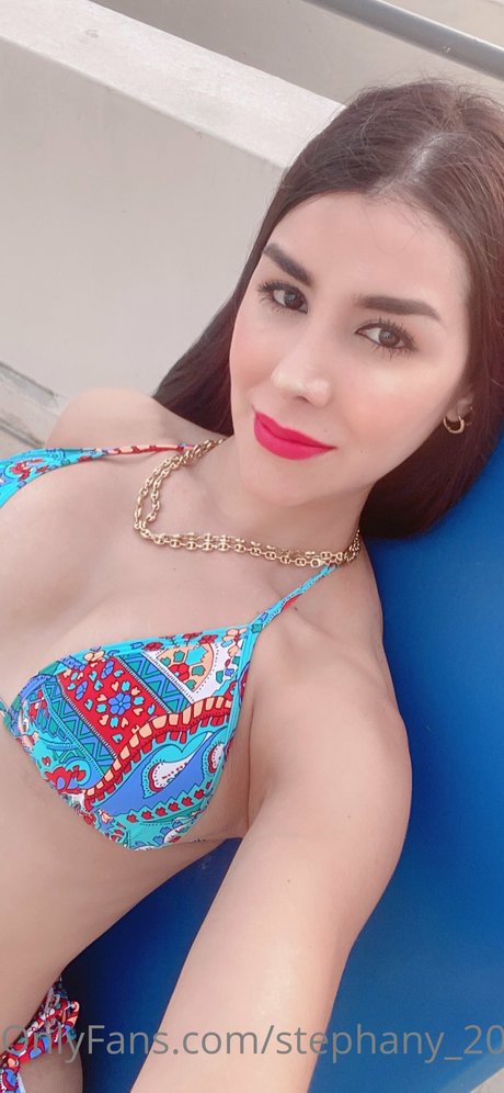 Stephyany Olivar model adult archive