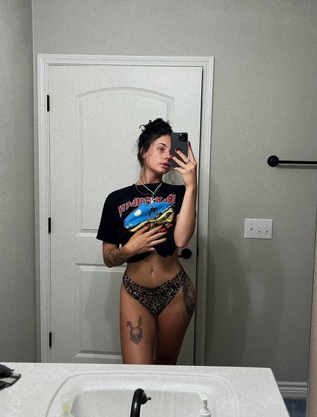 Savannah Mcqueen_ pretty star pic