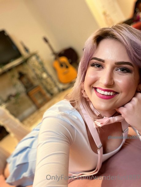 Katrina Zurick star hot img