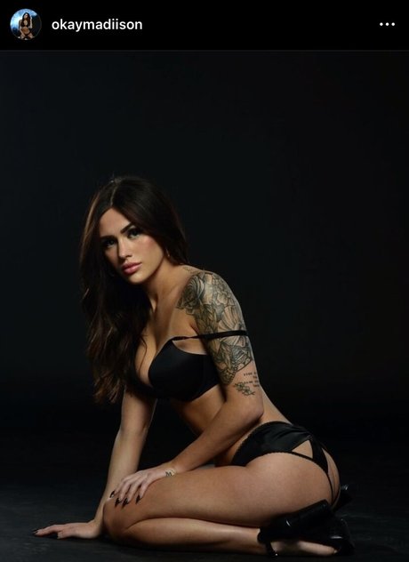 Justacumrag model pic