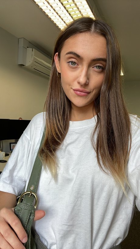 Honeyisabella_ pornographic actress images