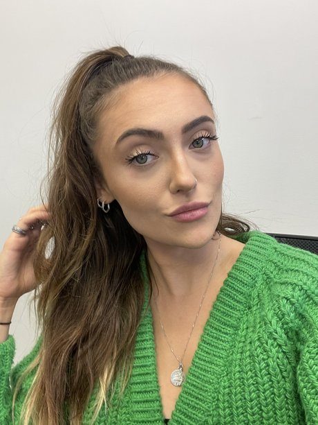 Honeyisabella_ free actress pic