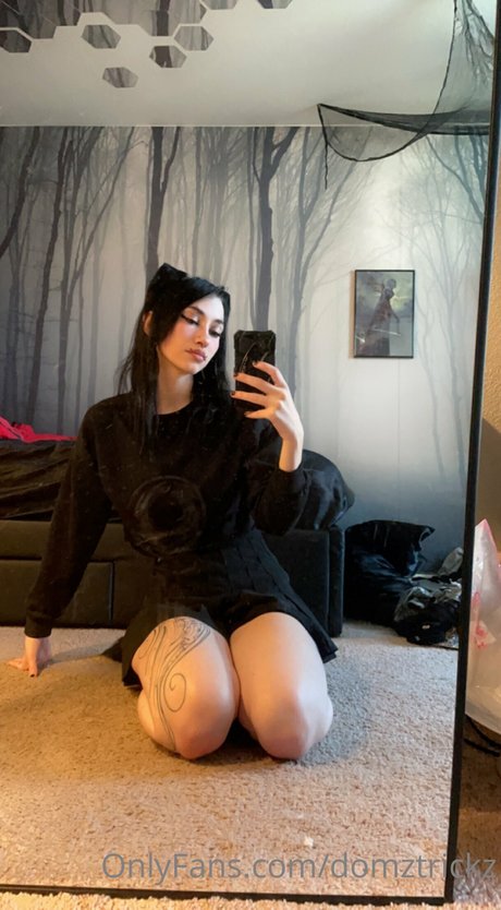 Doms Trickz hot model photo