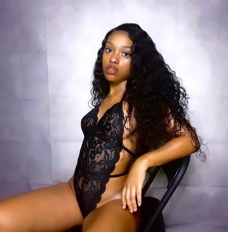 Little Me pretty actress galleries