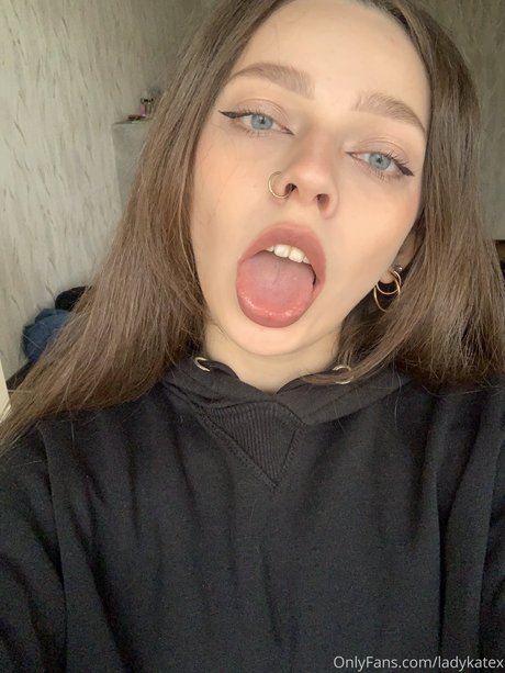 Jadie The Baddie pornographic model pictures