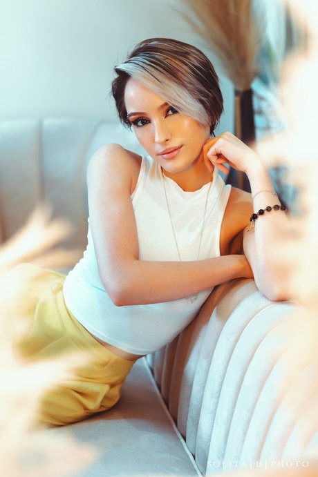 TheDaberryTwins Alex and Leah exclusive star pics