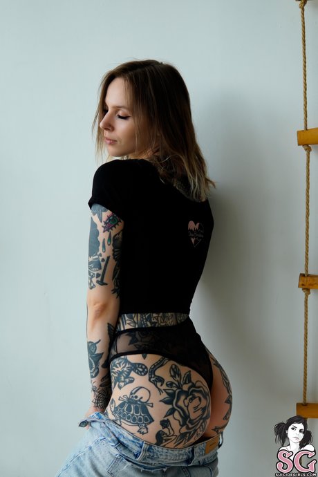 Tattooed Russian free pornstar img