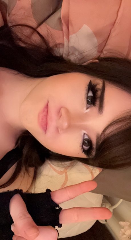 Lilyraedoll star nice picture