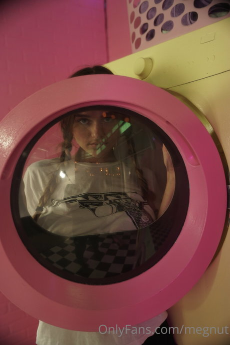 Megan Guthrie_ xxx model images