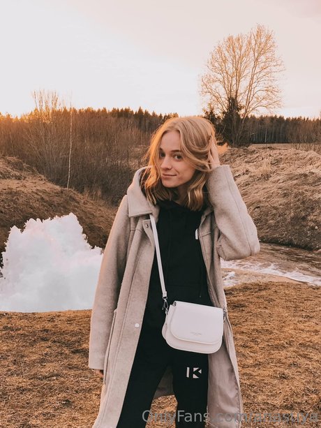 Anastiya star erotic photos