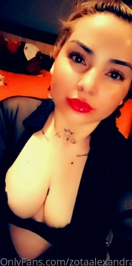 zotaalexandra model nudes images
