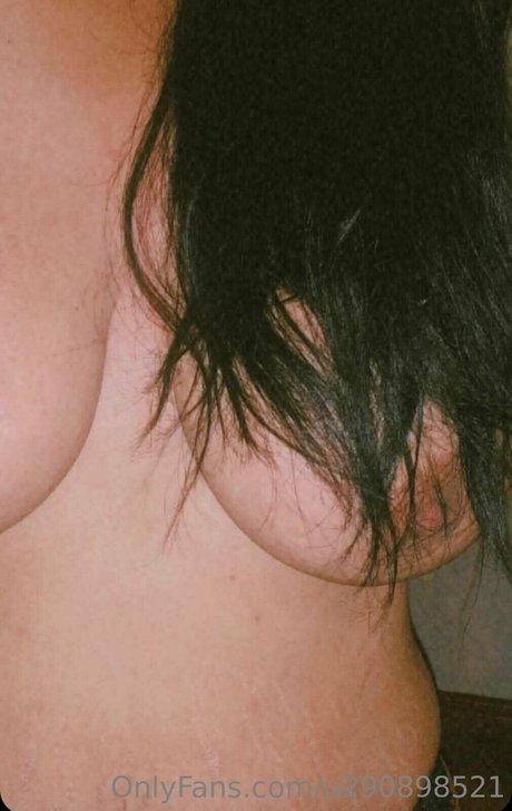 Alva Alvares hot actress pics