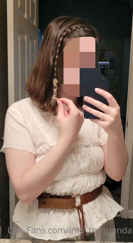 Laine model perfect gallery