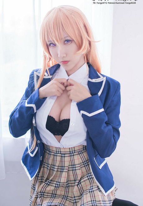 _YangYi exclusive model photo