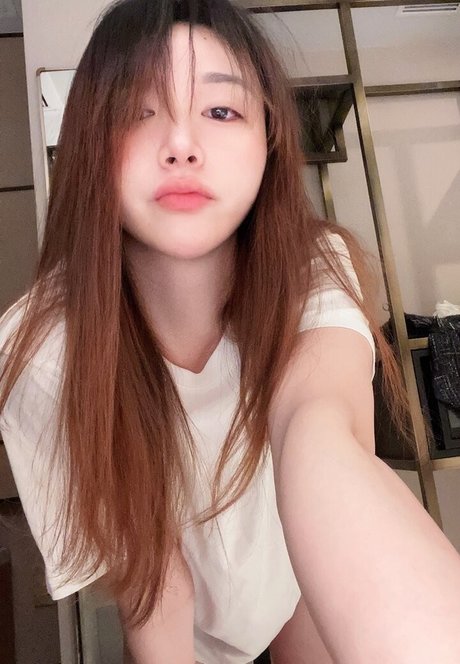 Inshy pornstar sexy pic