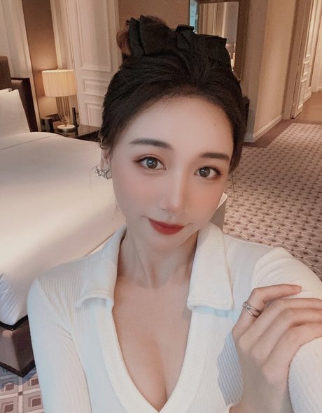 Inshy free pornstar images