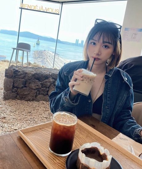 Inshy porn star gallery