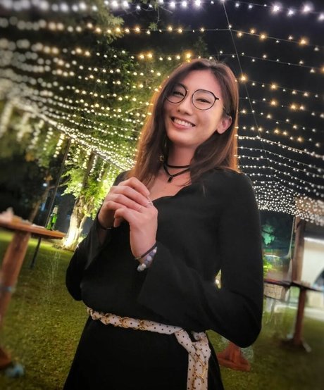 young amateur onlyfans exclusive img