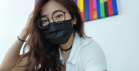 Zumi pornstar nude photos