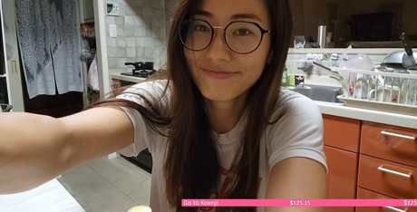 Zumi adult star picture