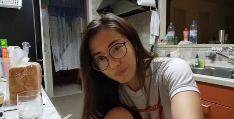 Zumi model hd gallery