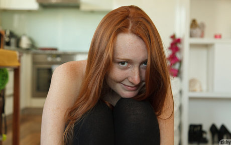 zrziii98 model adult archive