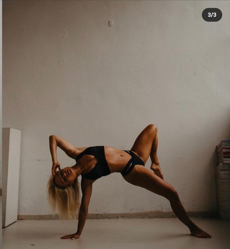 Zuzana Kardos sexy pornstar photo