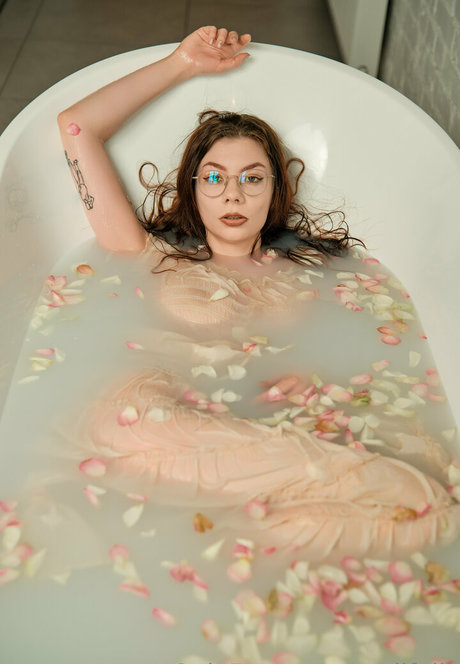 Zuzanna R model perfect pictures