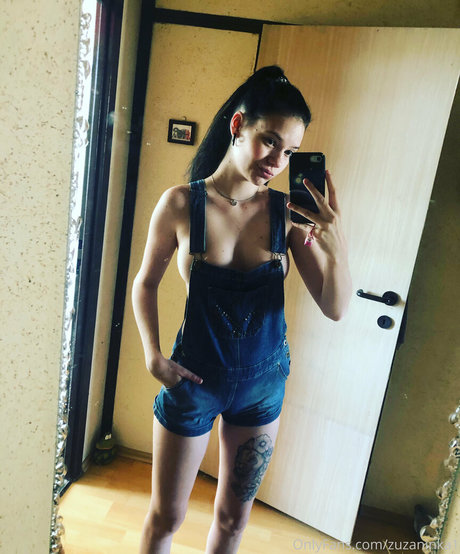 zuzaninka1 model hd pictures