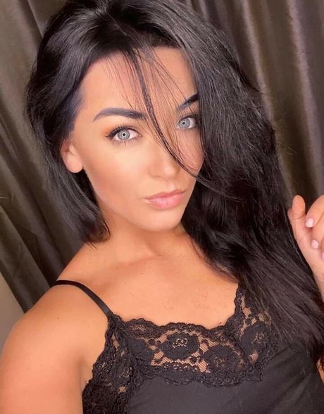 Zuzu Sweet art star img