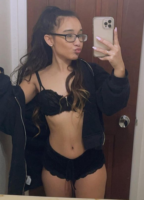 thigh high boots onlyfans hot sex pic