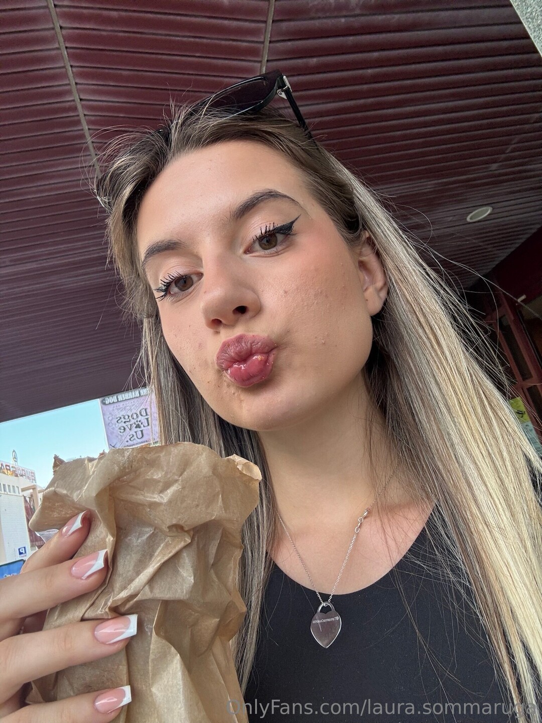 Laura Sommaruga xxx pornstar pics